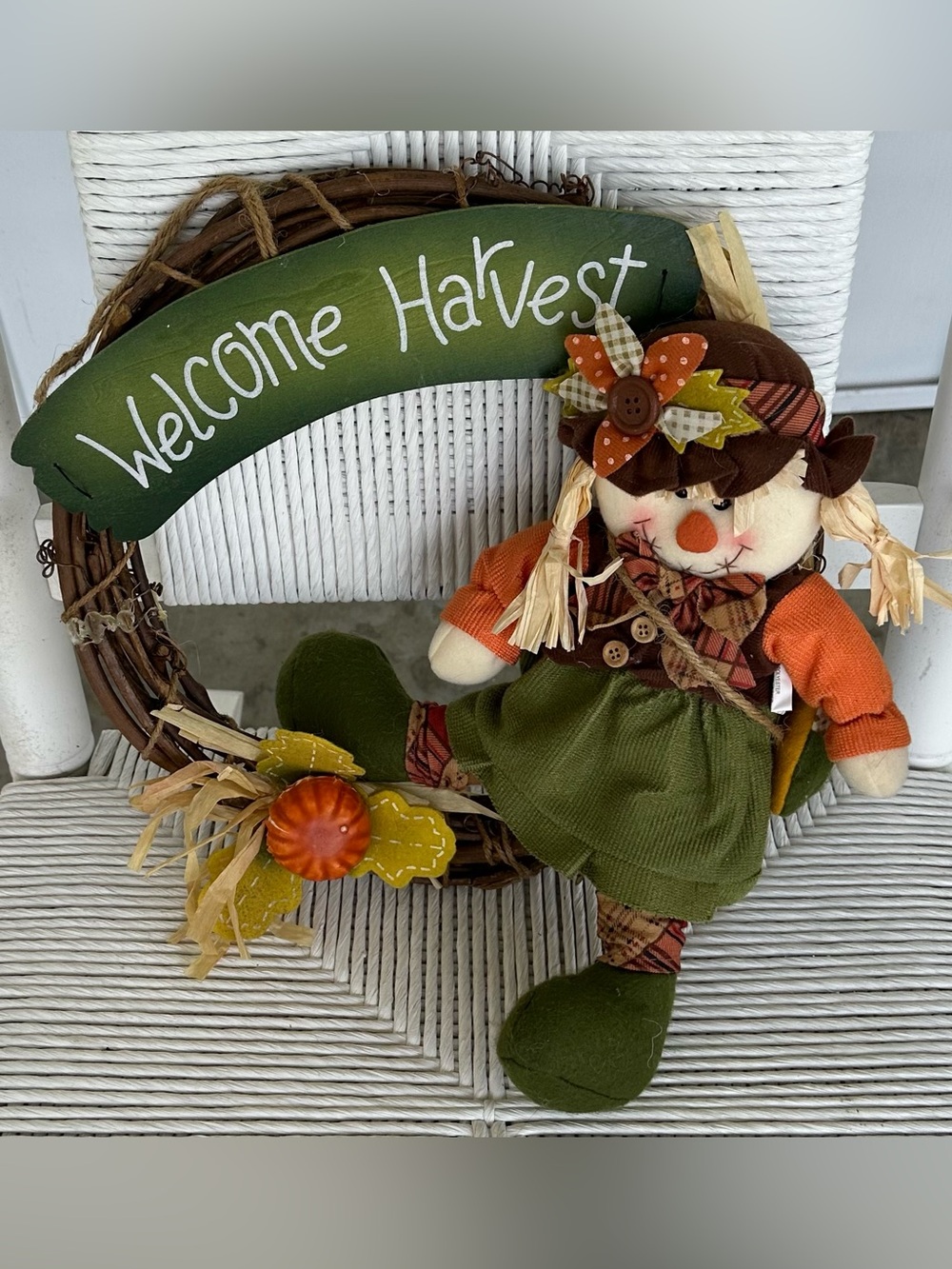 Welcome Harvest Scarecrow Doll Wreath